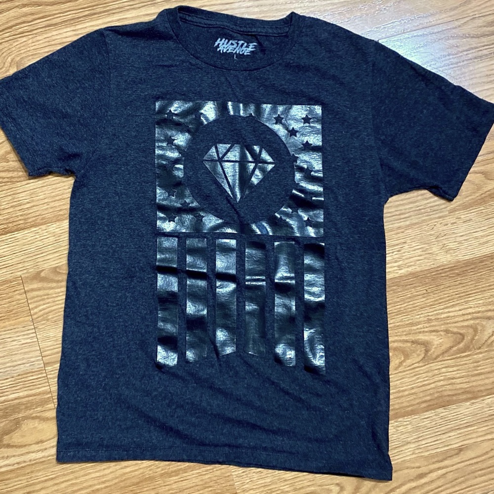 Hustle Avenue tee!